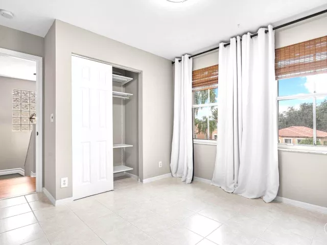 3-bedroom home for rent in Deerfield Beach - 4303 NW 1ST Drive - MondialRealty