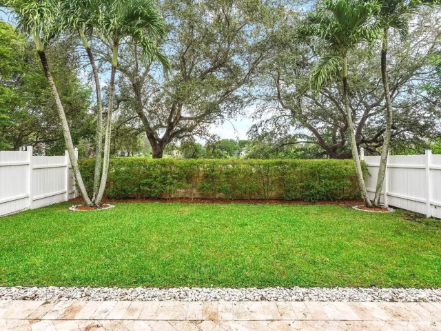 3-bedroom home for rent in Deerfield Beach - 4303 NW 1ST Drive - MondialRealty