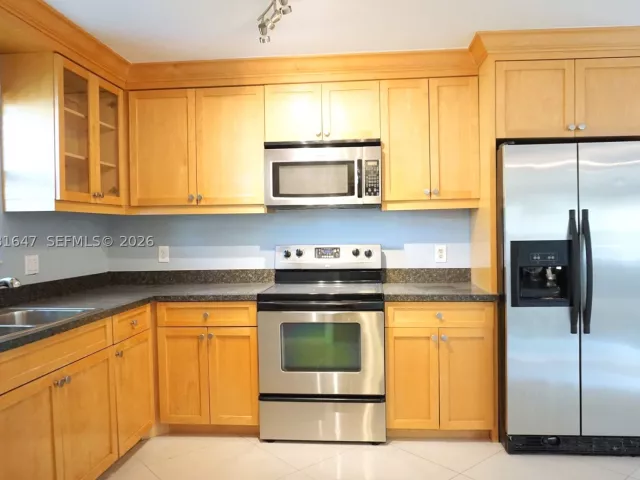 3-bedroom home for rent in Boca Raton - 4857 Alfresco St - MondialRealty