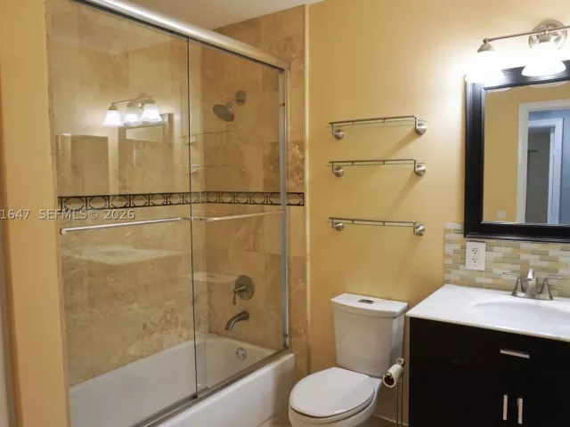 3-bedroom home for rent in Boca Raton - 4857 Alfresco St - MondialRealty