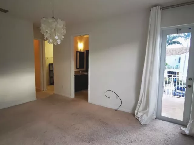 3-bedroom home for rent in Boca Raton - 5011 NW 15TH Terrace - MondialRealty