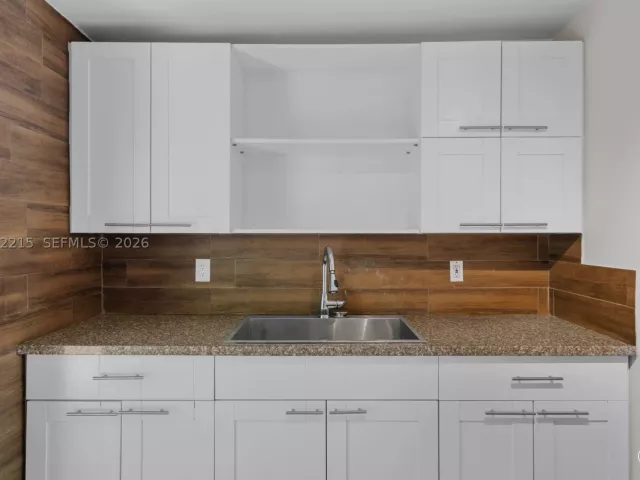 3-bedroom home for rent in North Miami - 175 NW 121st St - MondialRealty