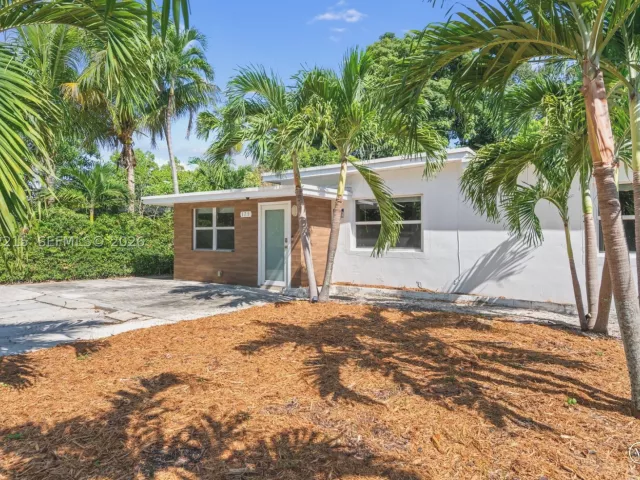 3-bedroom home for rent in North Miami - 175 NW 121st St - MondialRealty