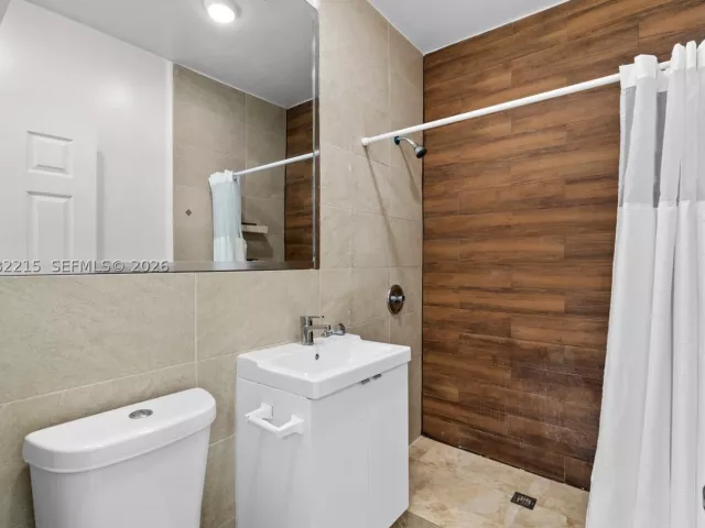 3-bedroom home for rent in North Miami - 175 NW 121st St - MondialRealty