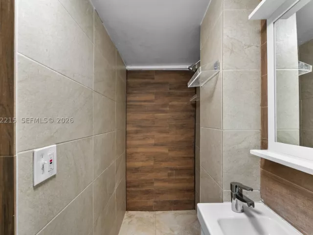 3-bedroom home for rent in North Miami - 175 NW 121st St - MondialRealty