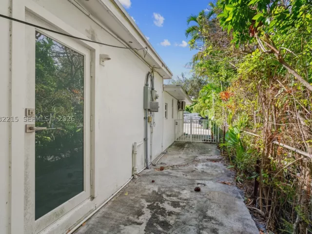 3-bedroom home for rent in North Miami - 175 NW 121st St - MondialRealty