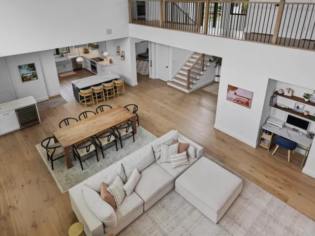5-bedroom home for sale in Fort Lauderdale - 2400 NE 27th Avenue - MondialRealty