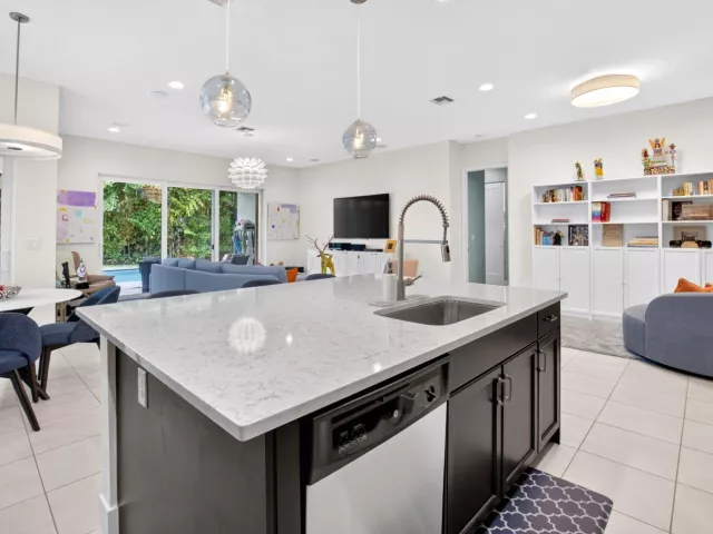3-bedroom home for sale in Delray Beach - 9772 Celtic Sea Lane - MondialRealty