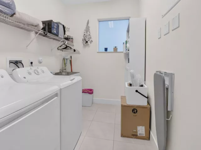 3-bedroom home for sale in Delray Beach - 9772 Celtic Sea Lane - MondialRealty