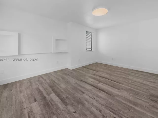 3-bedroom home for rent in Miami Beach - 179 N Shore Dr 179-6 - MondialRealty