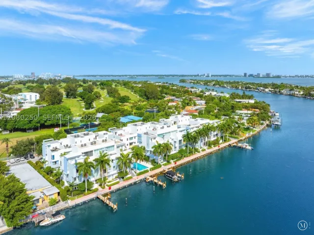 3-bedroom home for rent in Miami Beach - 179 N Shore Dr 179-6 - MondialRealty