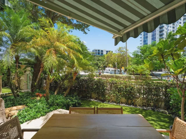 3-bedroom home for sale in Fort Lauderdale - 411 N NEW RIVER Drive E V-2 - MondialRealty