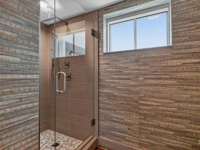 3-bedroom home for sale in Fort Lauderdale - 411 N NEW RIVER Drive E V-2 - MondialRealty