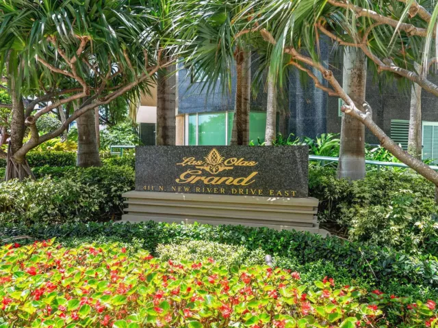 3-bedroom home for sale in Fort Lauderdale - 411 N NEW RIVER Drive E V-2 - MondialRealty