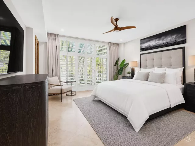 3-bedroom home for sale in Fort Lauderdale - 411 N NEW RIVER Drive E V-2 - MondialRealty