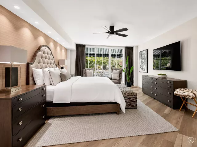 3-bedroom home for sale in Fort Lauderdale - 411 N NEW RIVER Drive E V-2 - MondialRealty