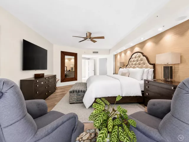 3-bedroom home for sale in Fort Lauderdale - 411 N NEW RIVER Drive E V-2 - MondialRealty