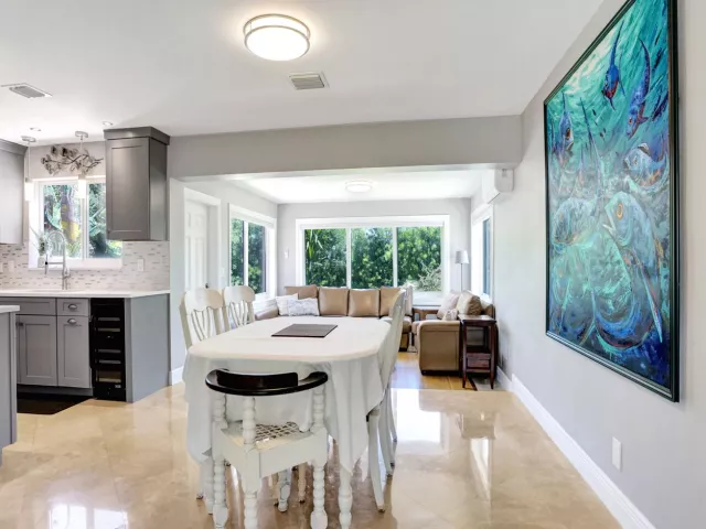 3-bedroom home for rent in Fort Lauderdale - 1041 SW 32ND Street - MondialRealty
