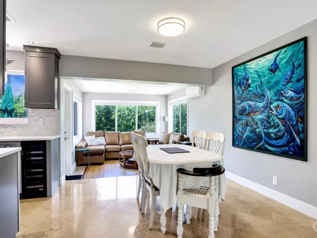 3-bedroom home for rent in Fort Lauderdale - 1041 SW 32ND Street - MondialRealty