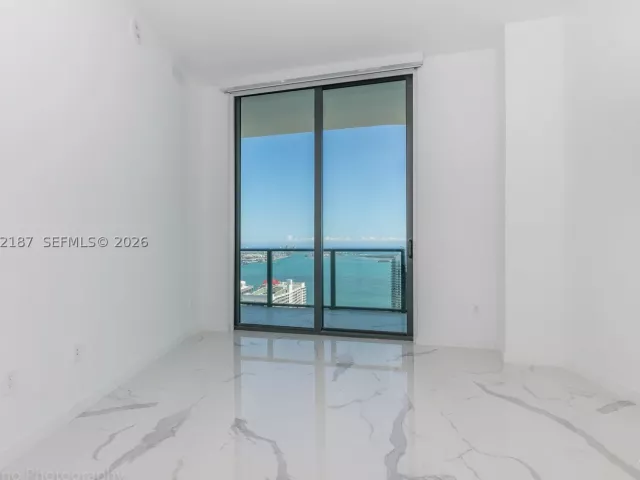 3-bedroom condo for sale in Miami - 1300 S Miami Ave PH5101 - MondialRealty