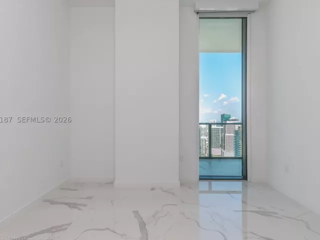3-bedroom condo for sale in Miami - 1300 S Miami Ave PH5101 - MondialRealty
