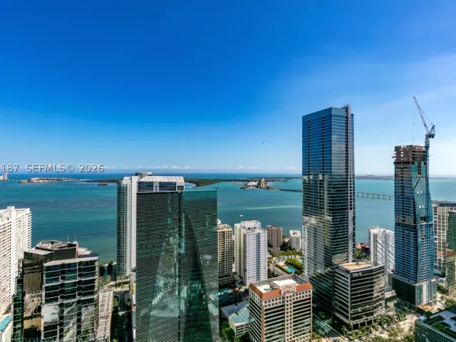 3-bedroom condo for sale in Miami - 1300 S Miami Ave PH5101 - MondialRealty