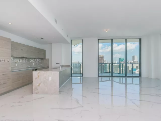 3-bedroom condo for sale in Miami - 1300 S Miami Ave PH5101 - MondialRealty