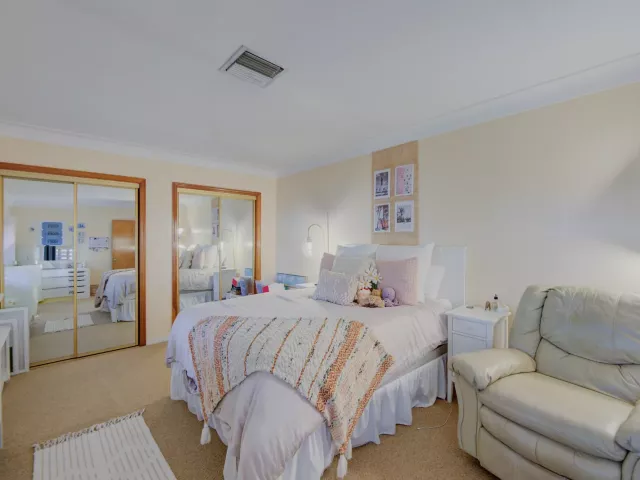 3-bedroom home for sale in Pompano Beach - 226 NE 13th Avenue - MondialRealty