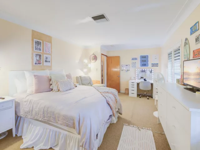 3-bedroom home for sale in Pompano Beach - 226 NE 13th Avenue - MondialRealty