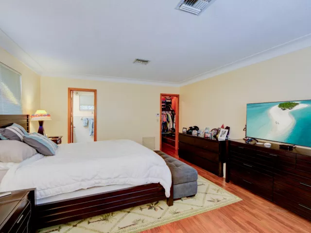 3-bedroom home for sale in Pompano Beach - 226 NE 13th Avenue - MondialRealty