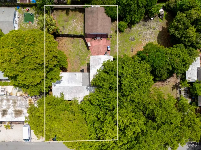 3-bedroom home for sale in Pompano Beach - 226 NE 13th Avenue - MondialRealty