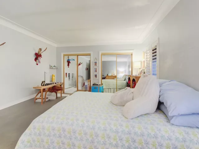 3-bedroom home for sale in Pompano Beach - 226 NE 13th Avenue - MondialRealty