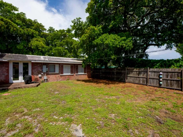 3-bedroom home for sale in Pompano Beach - 226 NE 13th Avenue - MondialRealty