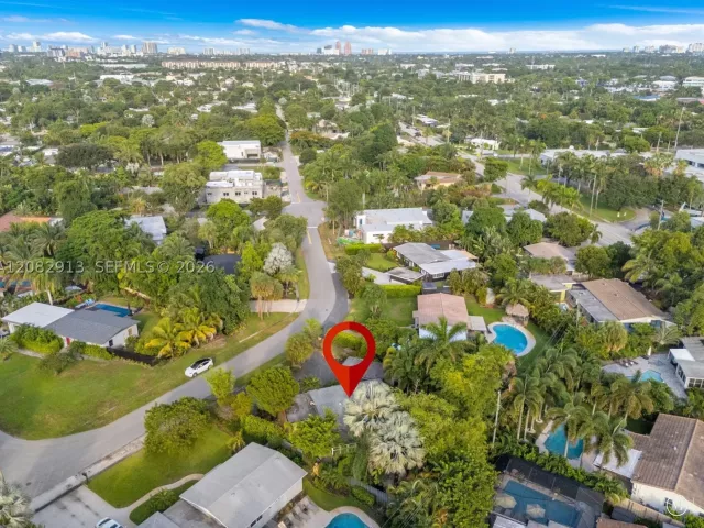3-bedroom home for rent in Wilton Manors - 100 NE 26th Dr 100 - MondialRealty