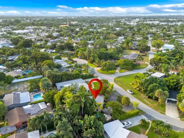 3-bedroom home for rent in Wilton Manors - 100 NE 26th Dr 100 - MondialRealty