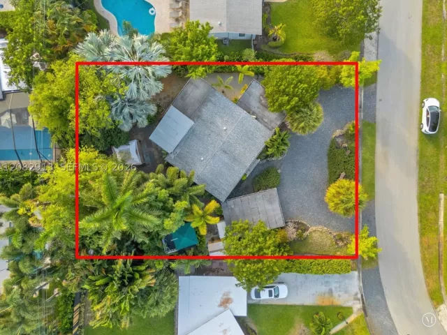 3-bedroom home for rent in Wilton Manors - 100 NE 26th Dr 100 - MondialRealty