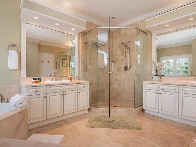 5-bedroom home for rent in Fort Lauderdale - 514 SOLAR ISLE Drive - MondialRealty