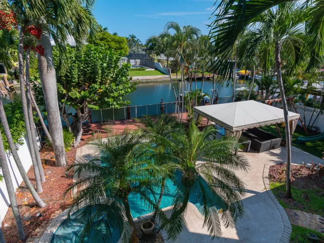 5-bedroom home for rent in Fort Lauderdale - 514 SOLAR ISLE Drive - MondialRealty