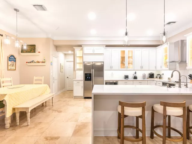 5-bedroom home for rent in Fort Lauderdale - 514 SOLAR ISLE Drive - MondialRealty