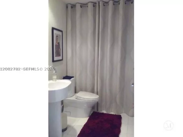 2-bedroom home for rent in Aventura - 2950 NE 188th St 304 - MondialRealty