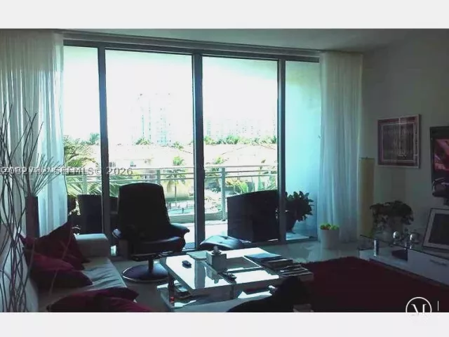 2-bedroom home for rent in Aventura - 2950 NE 188th St 304 - MondialRealty