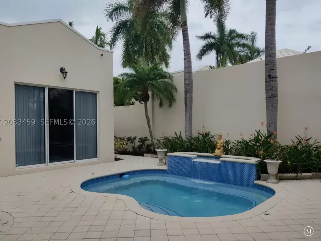 3-bedroom home for rent in Boca Raton - 17276 Bermuda Village Dr 17276 - MondialRealty