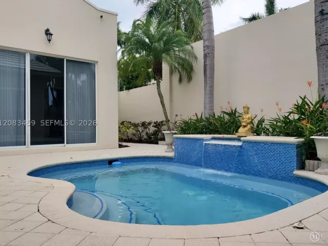 3-bedroom home for rent in Boca Raton - 17276 Bermuda Village Dr 17276 - MondialRealty