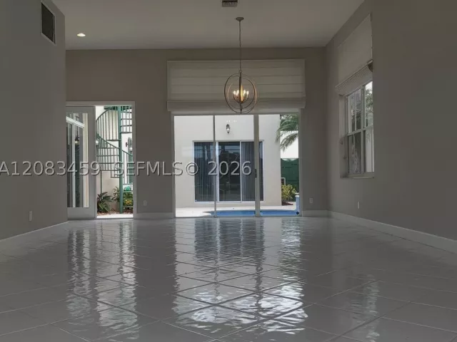 3-bedroom home for rent in Boca Raton - 17276 Bermuda Village Dr 17276 - MondialRealty