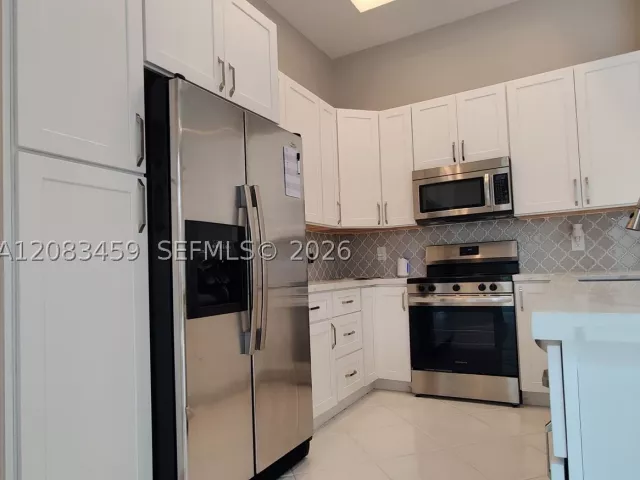 3-bedroom home for rent in Boca Raton - 17276 Bermuda Village Dr 17276 - MondialRealty