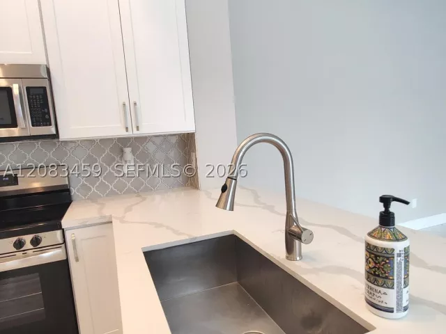 3-bedroom home for rent in Boca Raton - 17276 Bermuda Village Dr 17276 - MondialRealty