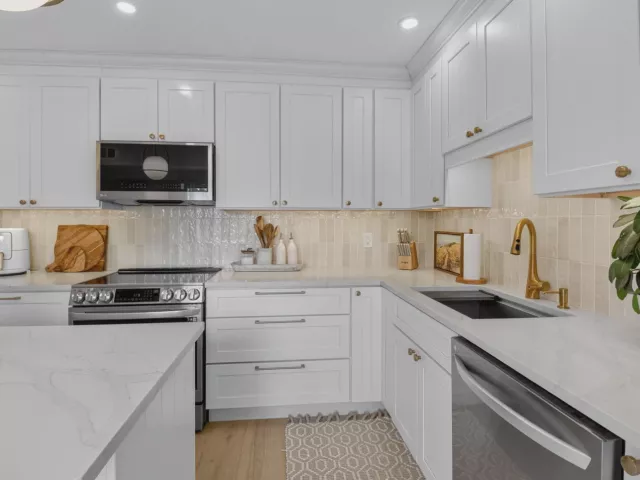 2-bedroom home for rent in Delray Beach - 1010 NE 8th Avenue 39G - MondialRealty