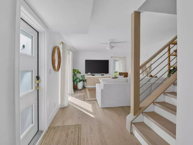 2-bedroom home for rent in Delray Beach - 1010 NE 8th Avenue 39G - MondialRealty