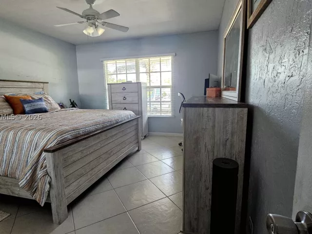 3-bedroom home for sale in Pompano Beach - 2917 NE 13th Ave - MondialRealty