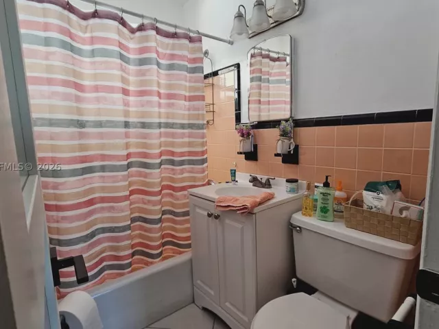 3-bedroom home for sale in Pompano Beach - 2917 NE 13th Ave - MondialRealty